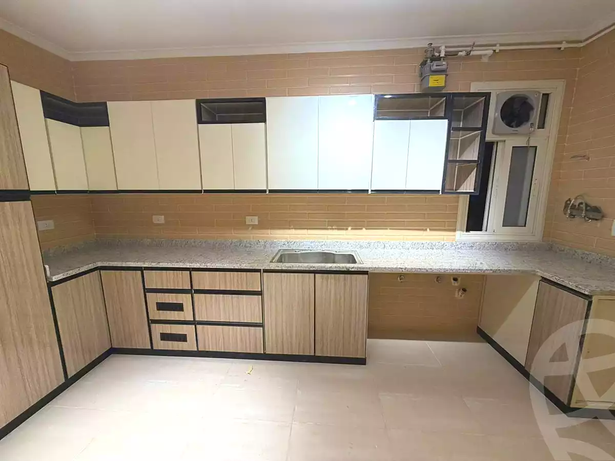 https://aqarmap.com.eg/ar/listing/6871378-for-rent-cairo-el-sheikh-zayed-city-mntq-fr-y-bmdyn-lshykh-zyd