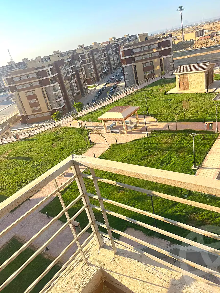 https://aqarmap.com.eg/ar/listing/6871385-for-sale-cairo-new-cairo-compounds-dar-misr-el-koronfel