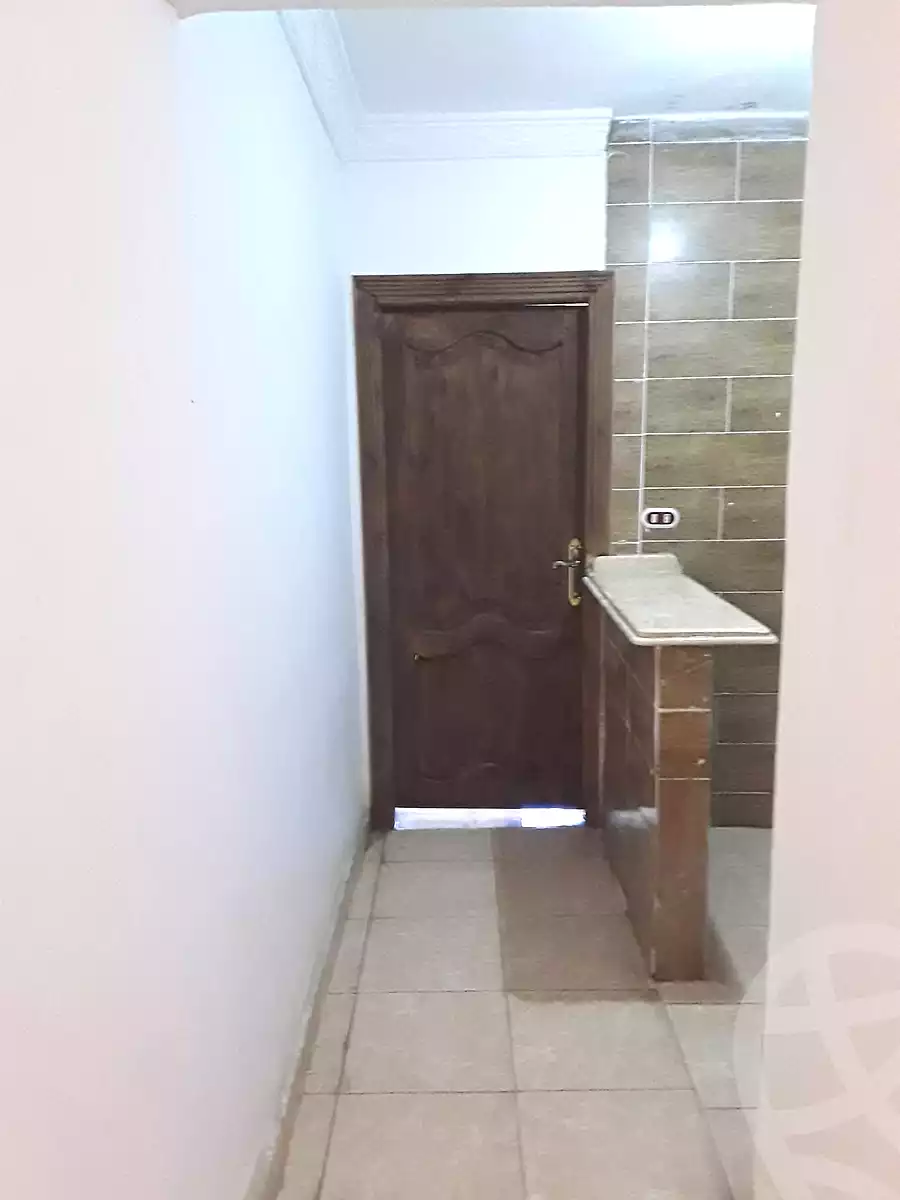 https://aqarmap.com.eg/en/listing/6871421-for-rent-alexandria-al-agamy-lbytsh