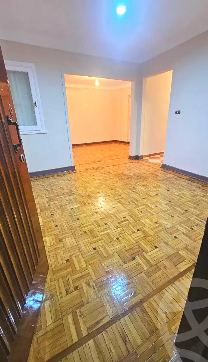 https://aqarmap.com.eg/ar/listing/6872134-for-rent-alexandria-ganaklis