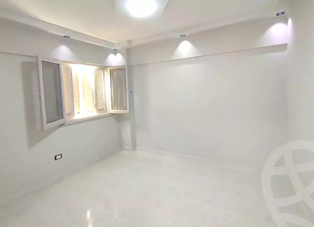 https://aqarmap.com.eg/ar/listing/6872674-for-sale-alexandria-al-agamy-shataa-el-nakheel