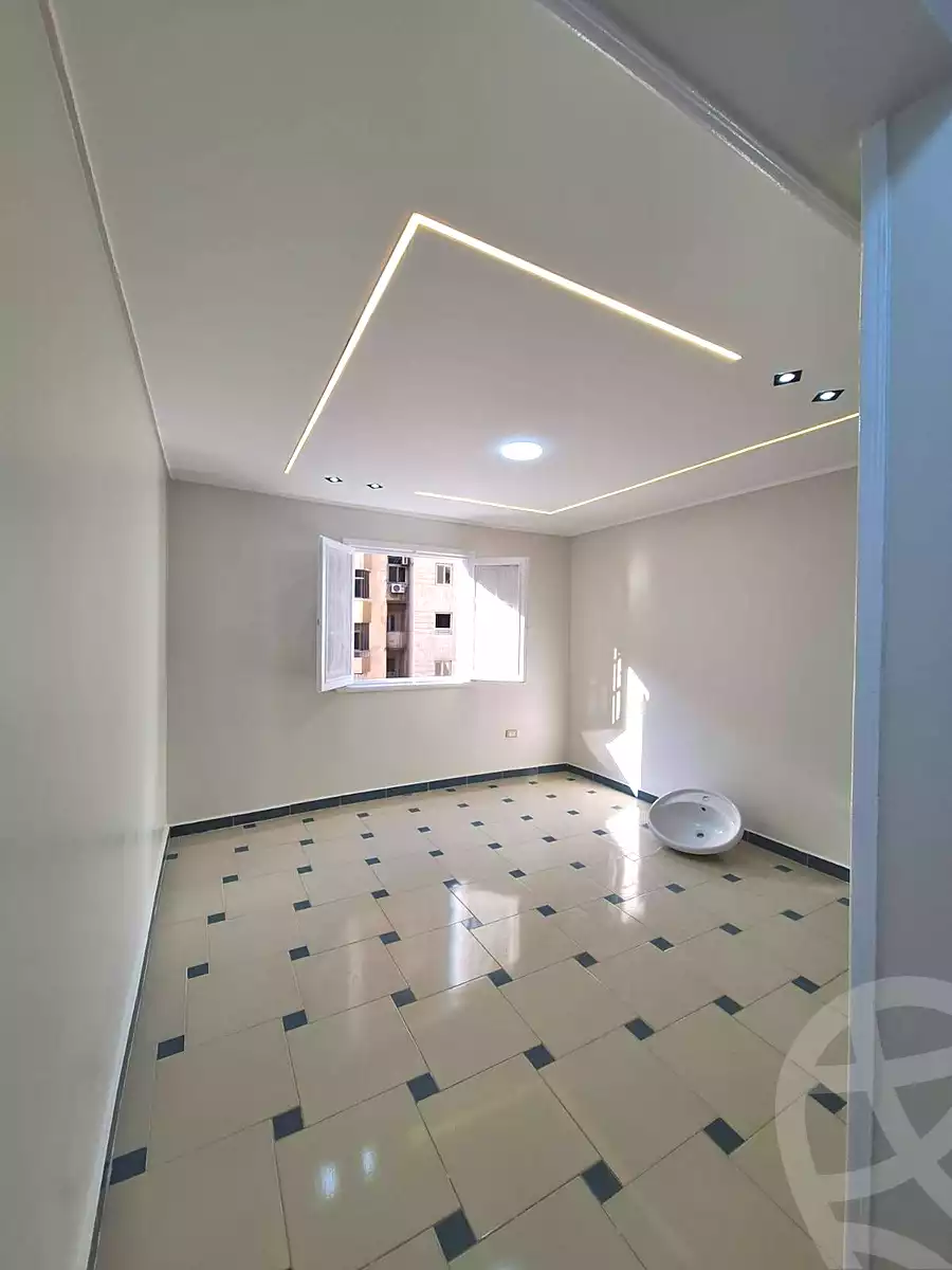 https://aqarmap.com.eg/en/listing/6873070-for-sale-alexandria-sydy-bshr-sydy-bshr-bhry-shr-mhmwd-l-yswy