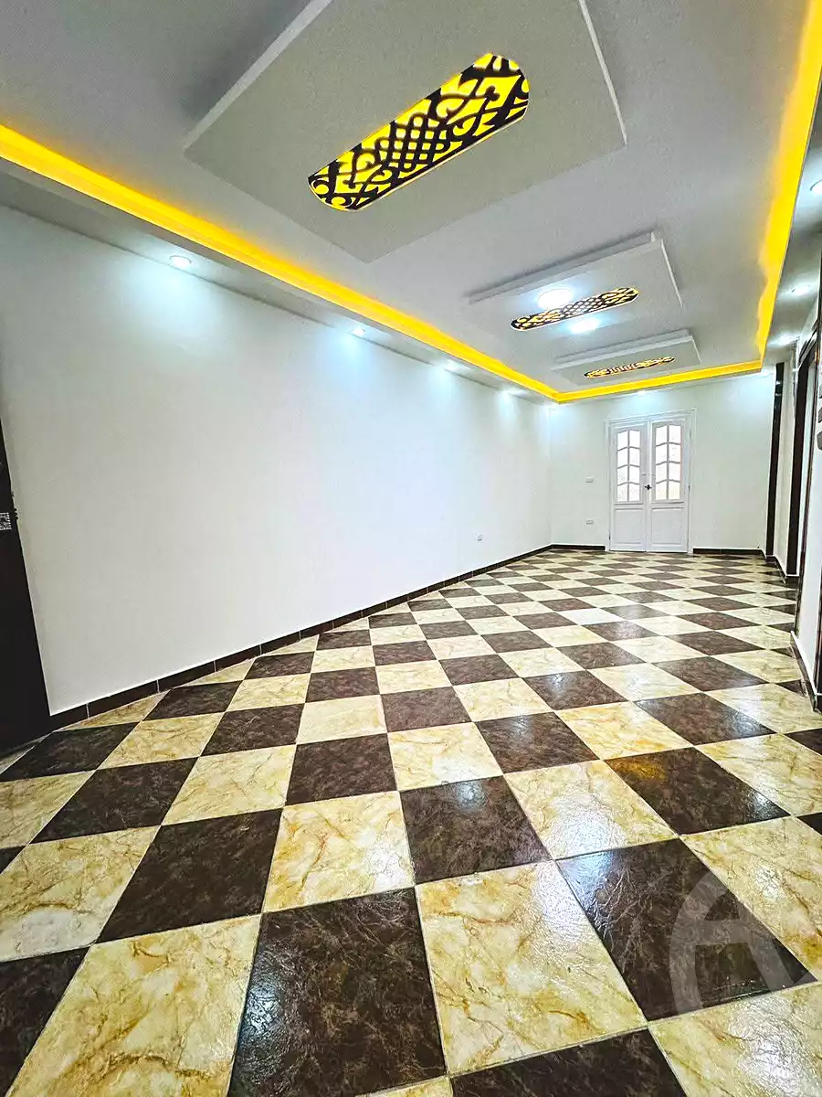 https://aqarmap.com.eg/ar/listing/6873900-for-sale-alexandria-al-agamy-shataa-el-nakheel-street-35