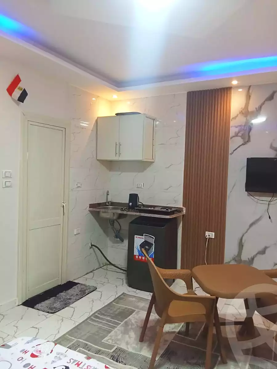 https://aqarmap.com.eg/ar/listing/6874353-for-rent-cairo-6th-of-october-el-ahyaa-neighborhood-1st