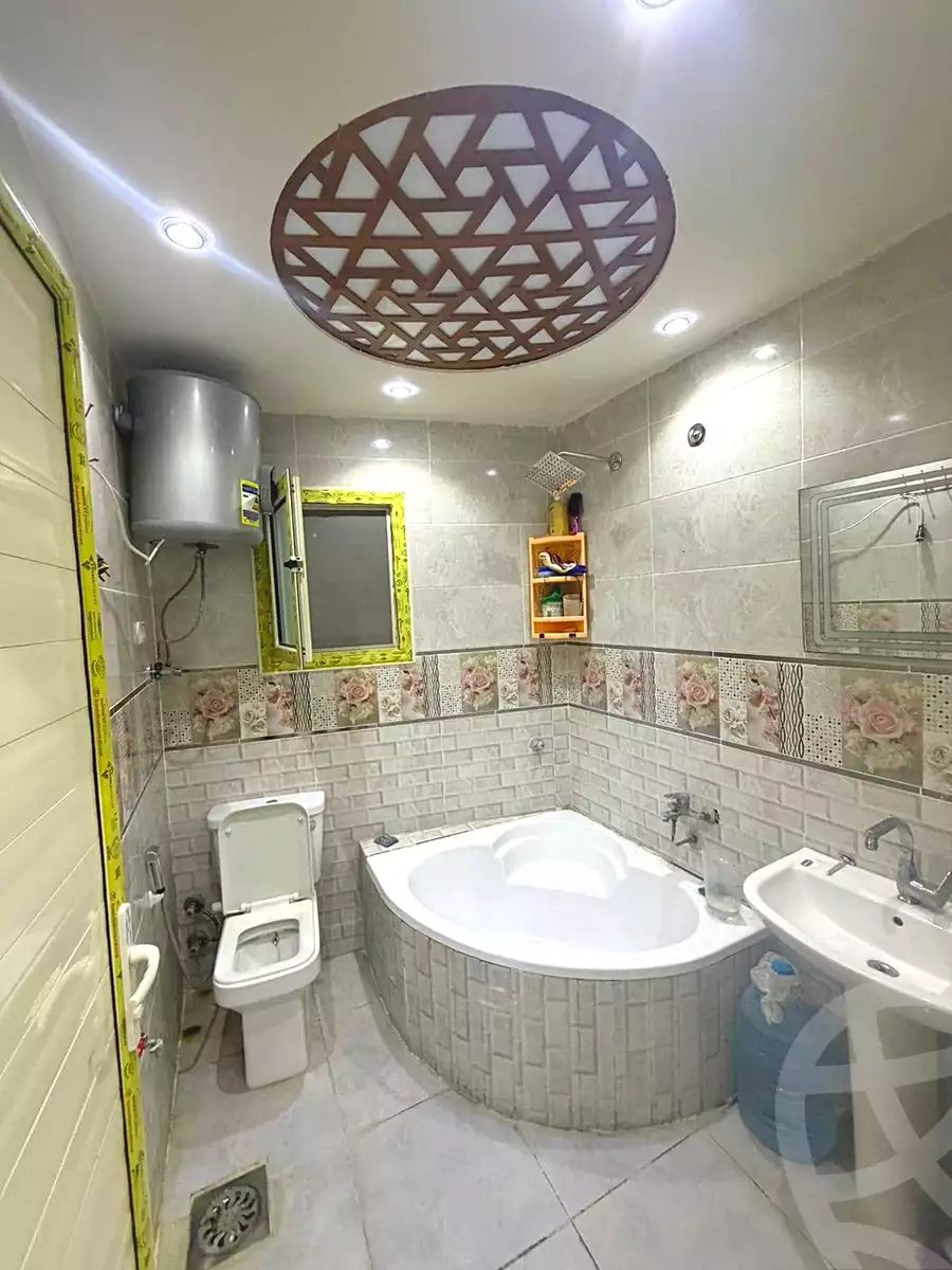 https://aqarmap.com.eg/ar/listing/6874452-for-sale-alexandria-al-agamy-lbytsh-shahr-al-assal-st