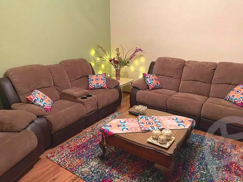 https://aqarmap.com.eg/ar/listing/6874579-for-sale-cairo-6th-of-october-el-ahyaa-neighborhood-2nd-divided-from-al-kafrawei-st