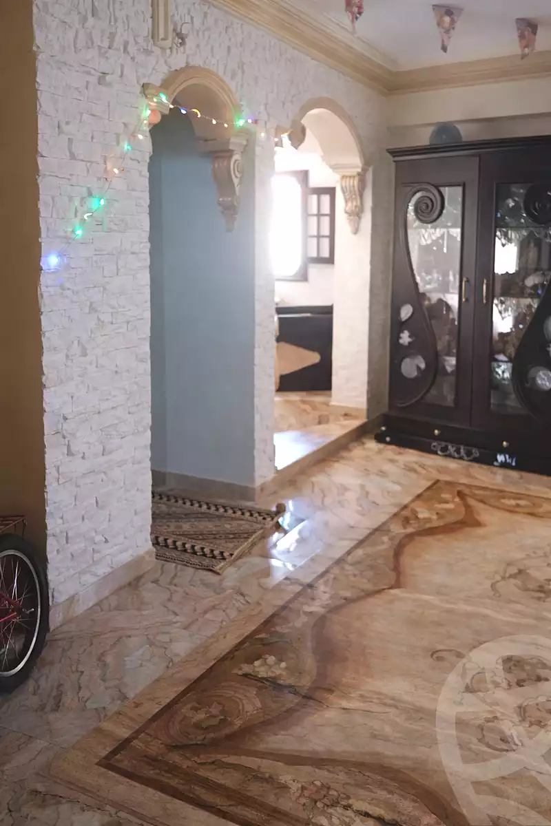 https://aqarmap.com.eg/ar/listing/6874535-for-sale-alexandria-al-agamy-lbytsh-el-hay-st