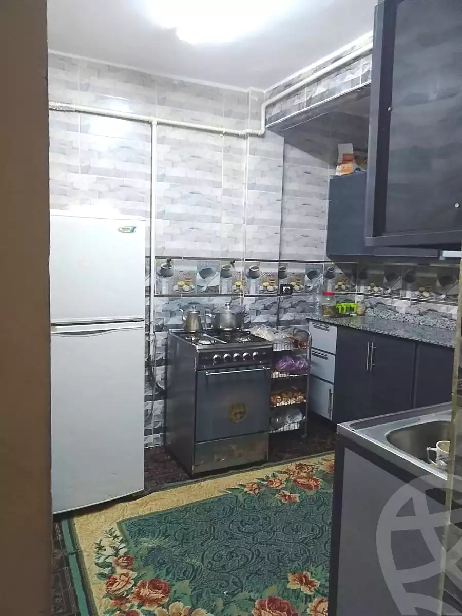 https://aqarmap.com.eg/ar/listing/6874657-for-sale-cairo-helwan-el-shareaa-el-sharby-st