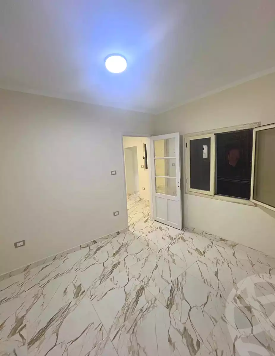 https://aqarmap.com.eg/ar/listing/6874521-for-sale-alexandria-sydy-bshr-sydy-bshr-bhry-shr-mhmwd-l-yswy