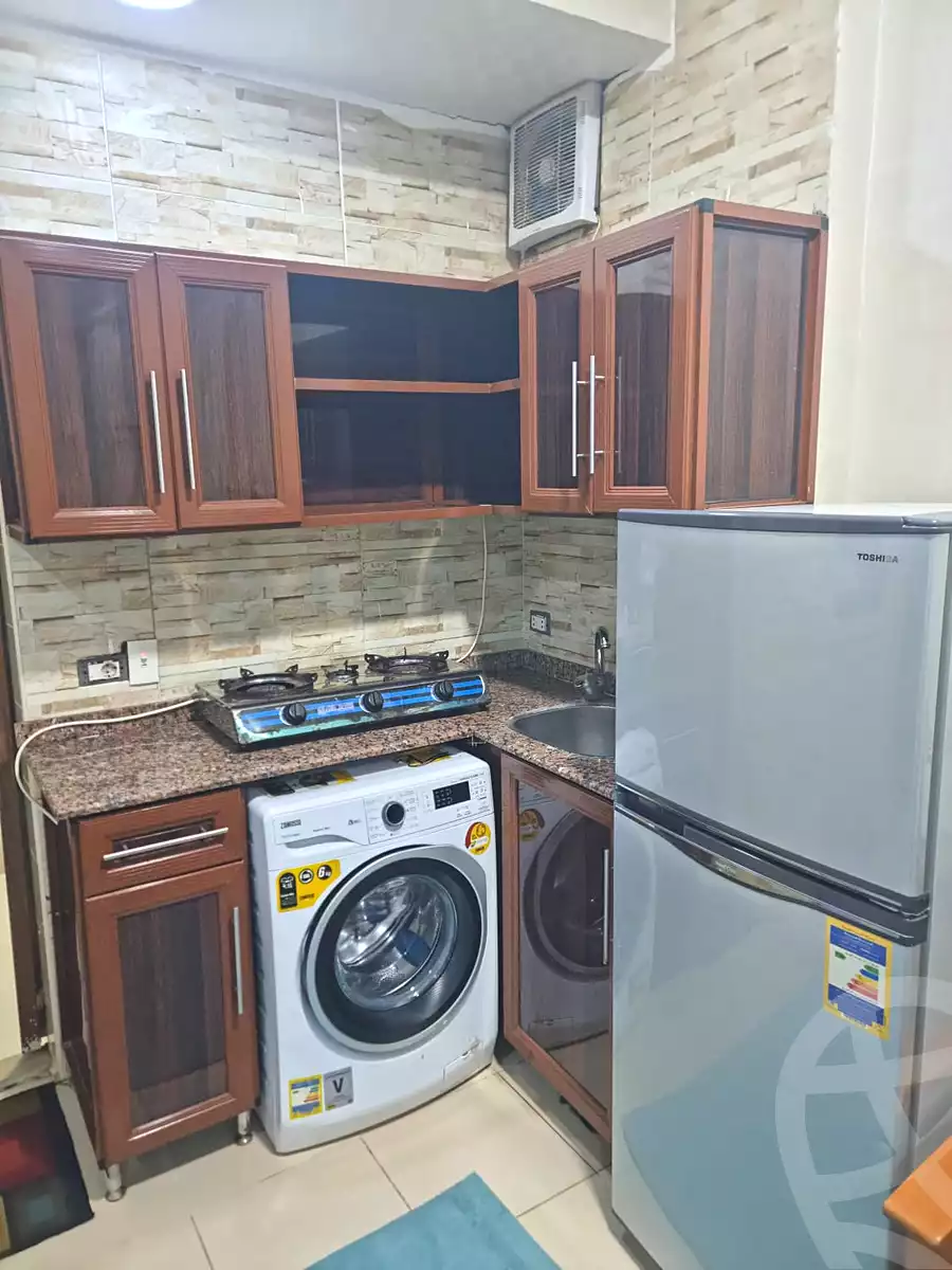 https://aqarmap.com.eg/ar/listing/6874667-for-rent-cairo-6th-of-october-el-ahyaa-neighborhood-1st-third-neighborhood