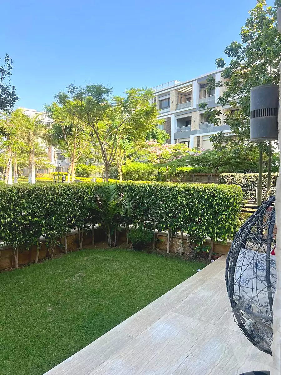https://aqarmap.com.eg/ar/listing/6874786-for-rent-cairo-el-sheikh-zayed-city-compounds-kmbwnd-wn-16-swdyk
