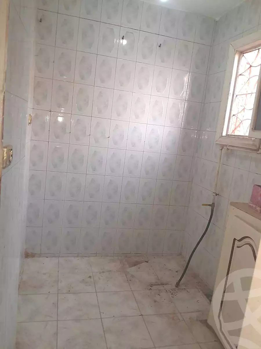 https://aqarmap.com.eg/en/listing/6875258-for-sale-alexandria-al-agamy-el-hanouvel-radwan-st