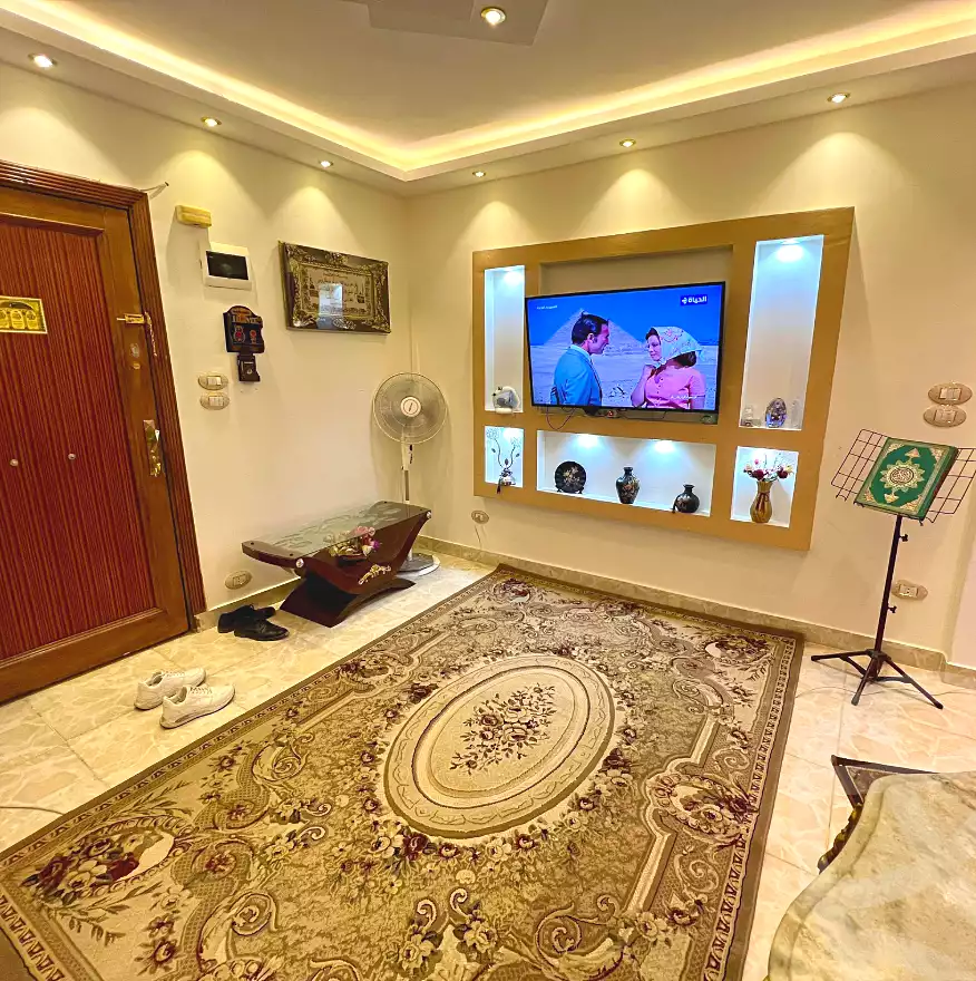 https://aqarmap.com.eg/ar/listing/6875538-for-sale-alexandria-sydy-bshr-sydy-bshr-bhry-gamal-abd-el-nasir-st
