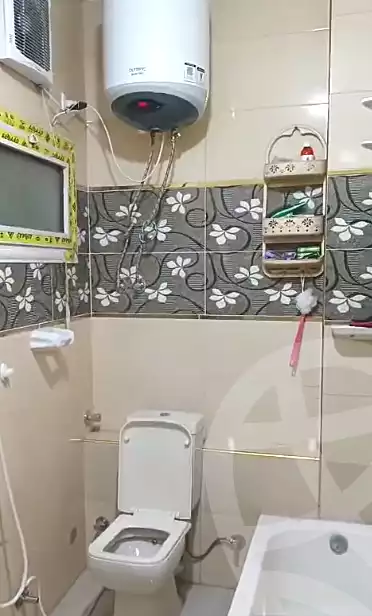 https://aqarmap.com.eg/ar/listing/6875728-for-sale-cairo-ain-shams-ain-shams-el-sharkia