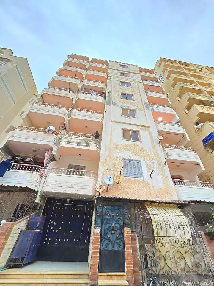 https://aqarmap.com.eg/ar/listing/6875823-for-sale-alexandria-al-agamy-shataa-el-nakheel