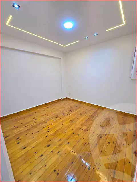 https://aqarmap.com.eg/ar/listing/6875875-for-sale-alexandria-miami-el-sebaey-st