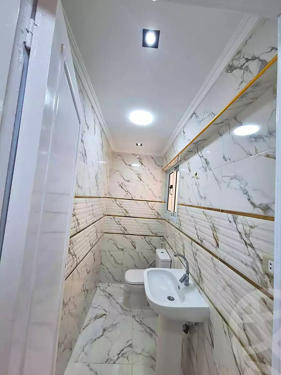 https://aqarmap.com.eg/ar/listing/6876322-for-sale-alexandria-sydy-bshr-sydy-bshr-bhry-shr-mhmwd-l-yswy
