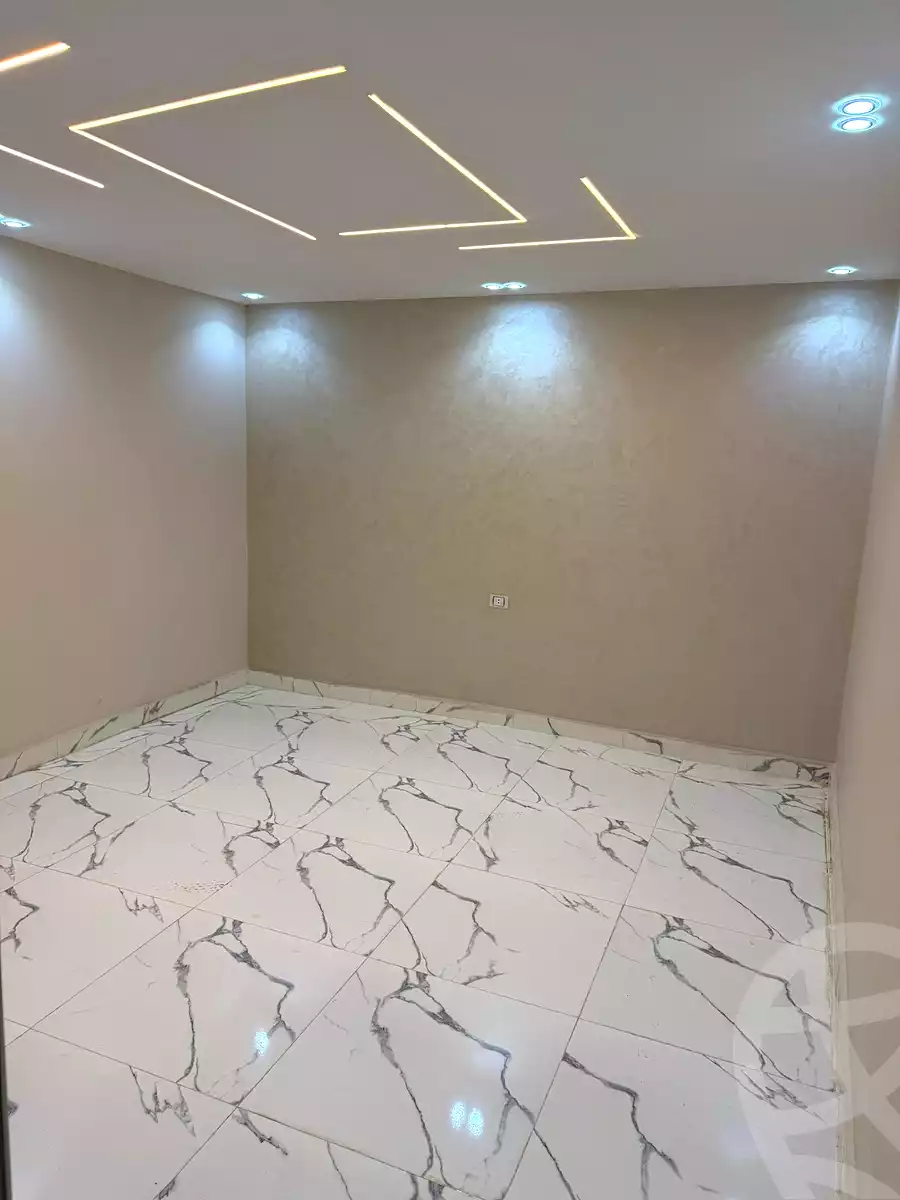 https://aqarmap.com.eg/ar/listing/6876547-for-sale-cairo-el-haram-el-lebeny-soltan-khattab-st
