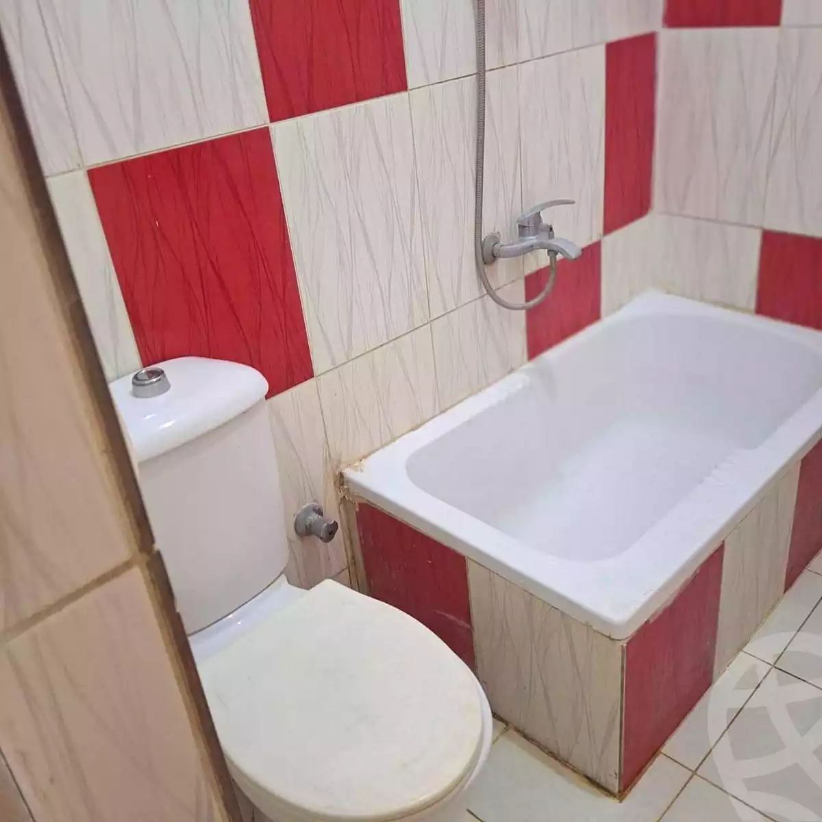 https://aqarmap.com.eg/en/listing/6876676-for-sale-alexandria-al-agamy-lbytsh-al-kaada-st