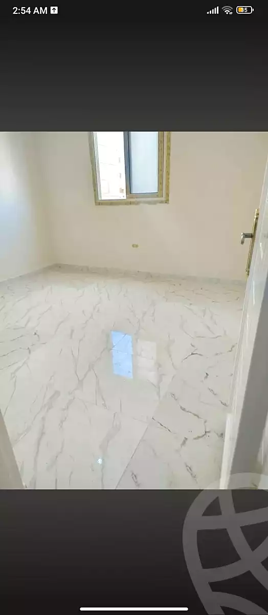 https://aqarmap.com.eg/ar/listing/6876803-for-sale-alexandria-al-agamy-bw-ywsf