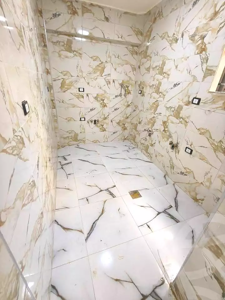 https://aqarmap.com.eg/en/listing/6876958-for-sale-alexandria-lsywf-el-falki