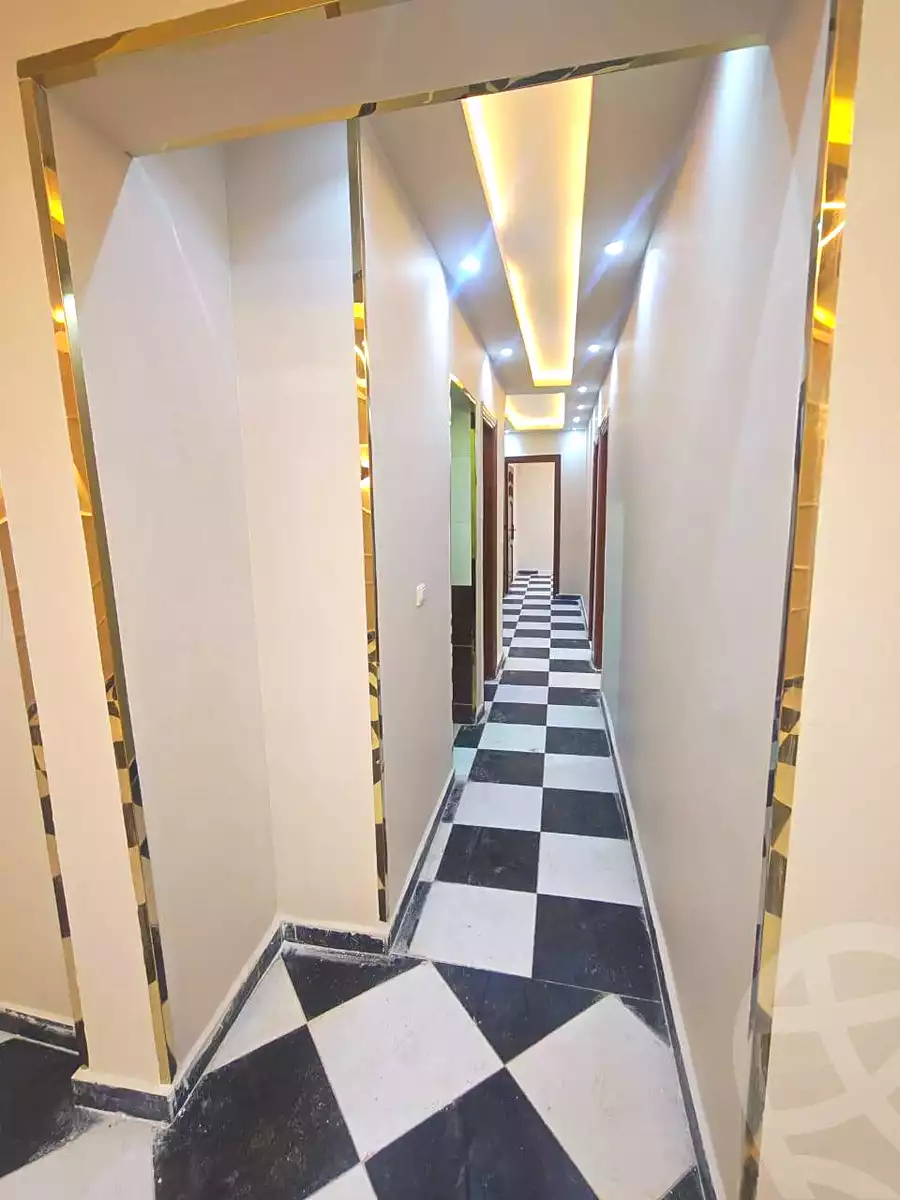 https://aqarmap.com.eg/en/listing/6873678-for-sale-alexandria-al-agamy-el-hanouvel-yathreb-st