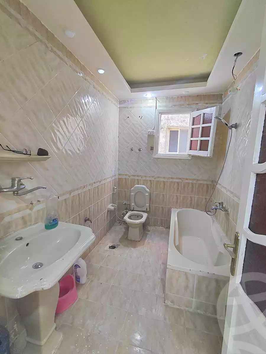 https://aqarmap.com.eg/en/listing/6877516-for-sale-alexandria-al-agamy-lbytsh-waheed-sabir-st