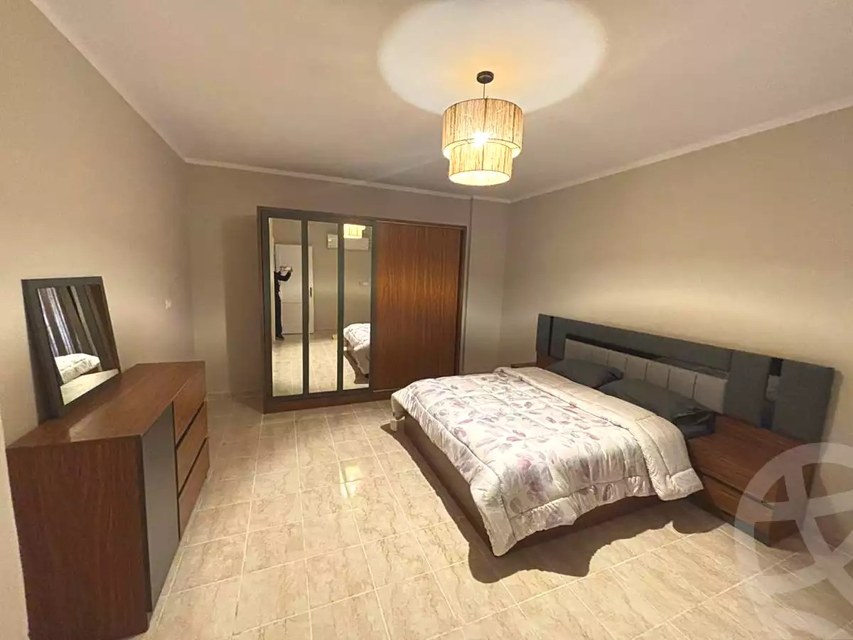 https://aqarmap.com.eg/en/listing/6877791-for-rent-cairo-new-cairo-lrhb-city-phase-8