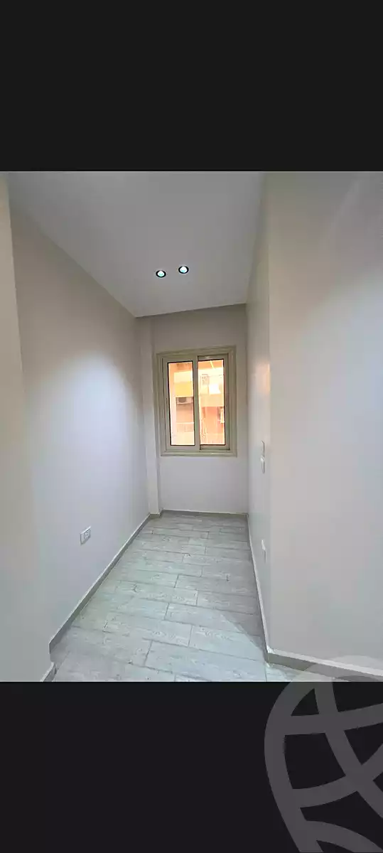 https://aqarmap.com.eg/ar/listing/6878017-for-sale-cairo-6th-of-october-el-ahyaa-neighborhood-3rd-nasr-ammar-st