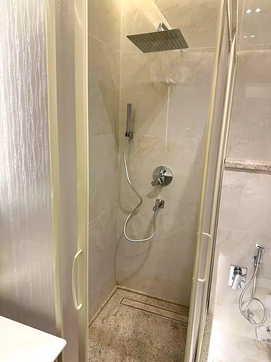 شقة بـ٣ غرف نوم في فيلدج جاردن قطامية، صورة ١٥ من ١٦