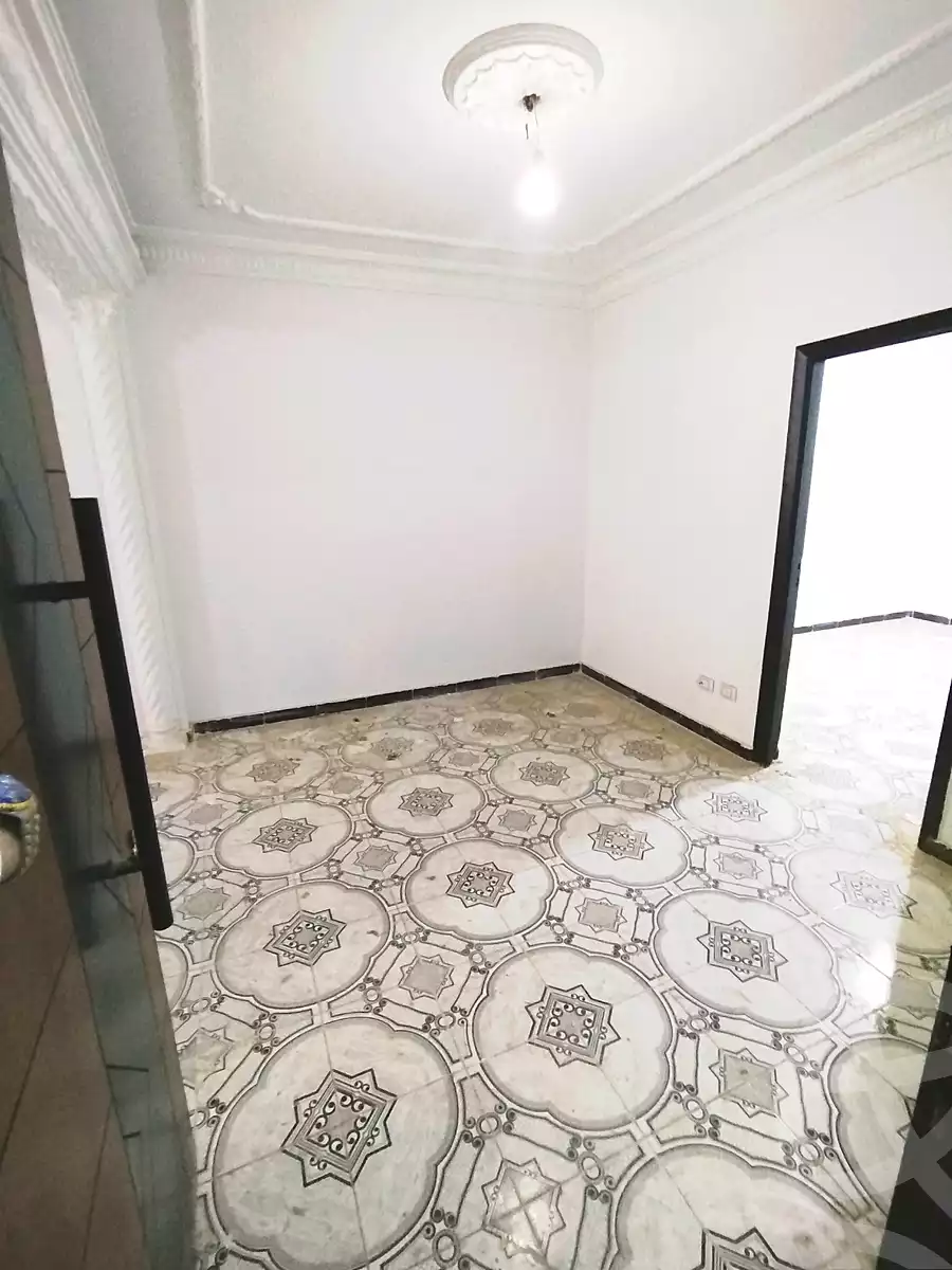 https://aqarmap.com.eg/ar/listing/6876187-for-sale-alexandria-lsywf-el-falki-street-16-el-eslah
