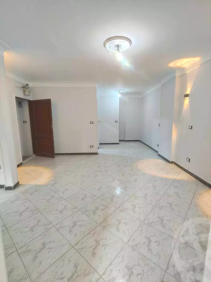 https://aqarmap.com.eg/ar/listing/6879395-for-sale-alexandria-sydy-bshr-sydy-bshr-bhry-shr-mhmd-njyb