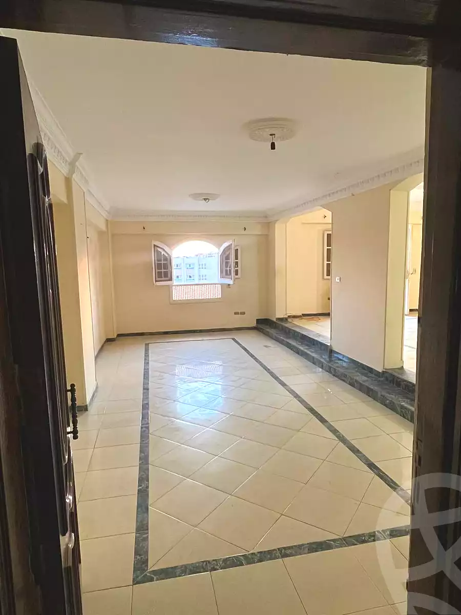 https://aqarmap.com.eg/ar/listing/6879796-for-rent-cairo-6th-of-october-el-ahyaa-neighborhood-3rd-al-hay-al-thalith-st