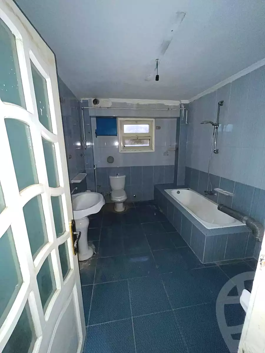 https://aqarmap.com.eg/ar/listing/6879796-for-rent-cairo-6th-of-october-el-ahyaa-neighborhood-3rd-al-hay-al-thalith-st