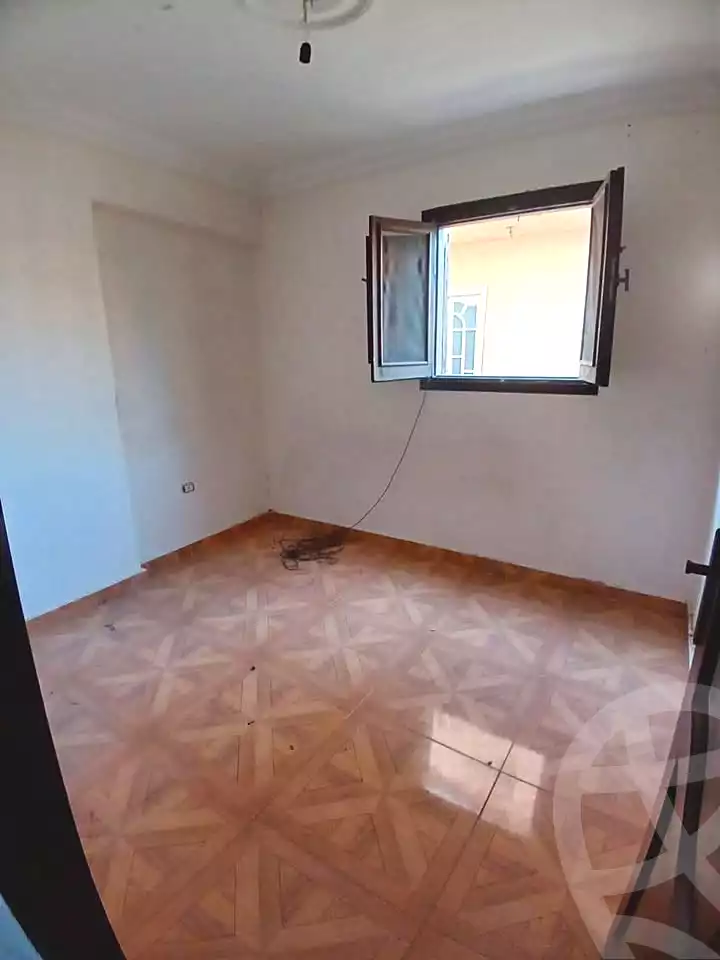 https://aqarmap.com.eg/en/listing/6880335-for-sale-alexandria-el-asafra-seyam-st