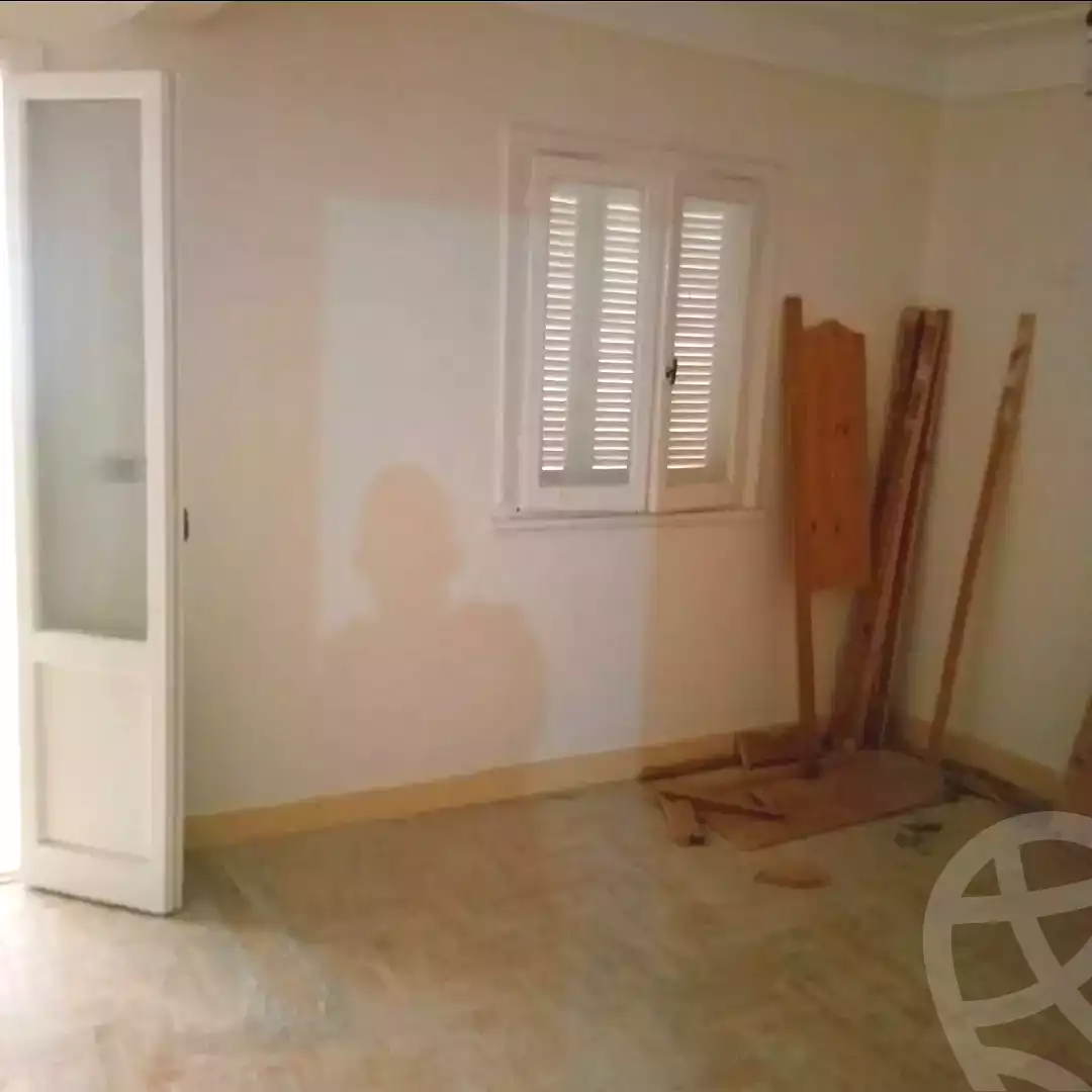 https://aqarmap.com.eg/ar/listing/6880567-for-sale-alexandria-sydy-bshr-sydy-bshr-bhry-shr-khld-bn-lwlyd