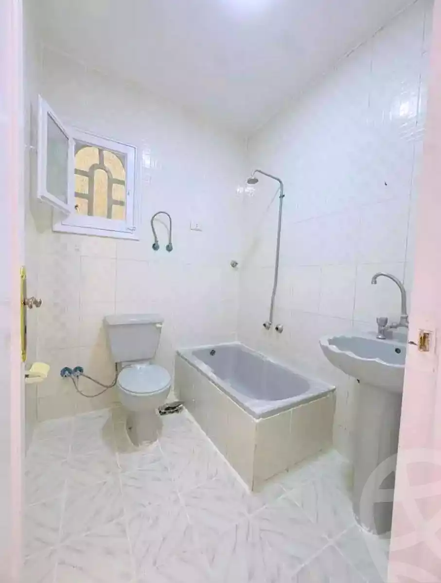 https://aqarmap.com.eg/en/listing/6880646-for-sale-alexandria-al-agamy-shataa-el-nakheel