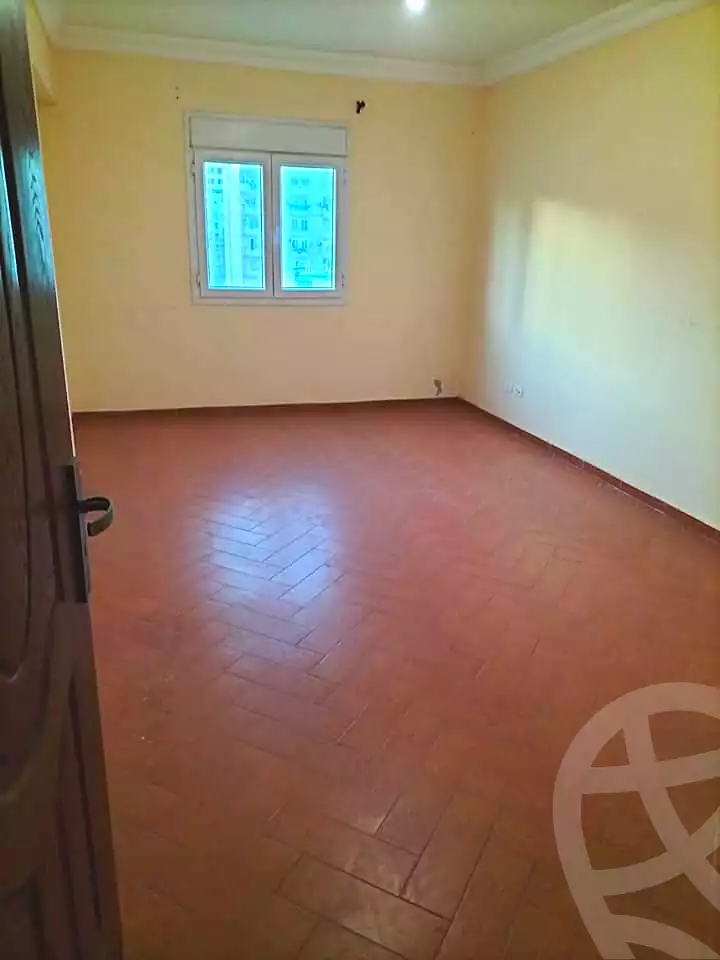 https://aqarmap.com.eg/en/listing/6880698-for-rent-alexandria-camp-cesar