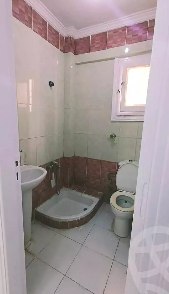 https://aqarmap.com.eg/ar/listing/6880808-for-sale-alexandria-al-agamy-shataa-el-nakheel