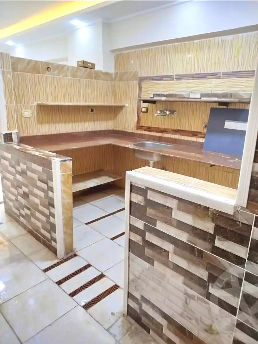 https://aqarmap.com.eg/en/listing/6880822-for-rent-alexandria-al-agamy-el-hanouvel-al-haded-we-al-soulb-st