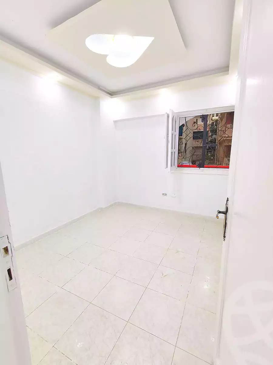https://aqarmap.com.eg/ar/listing/6881072-for-sale-alexandria-al-agamy-shataa-el-nakheel