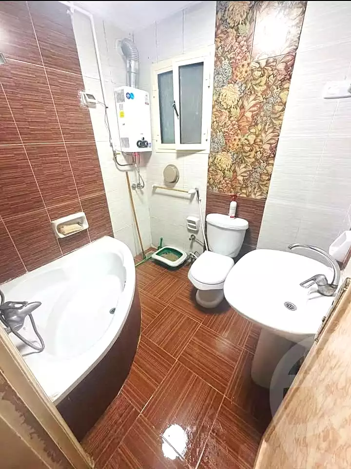 https://aqarmap.com.eg/en/listing/6881591-for-sale-alexandria-moharram-bey