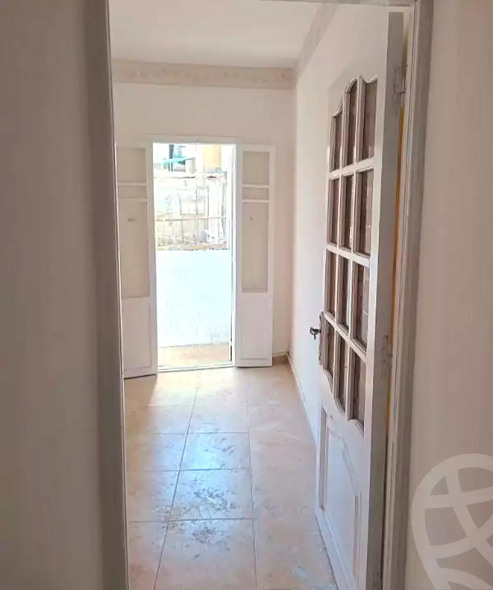 https://aqarmap.com.eg/en/listing/6881723-for-sale-alexandria-el-mandara-branched-from-al-sayed-hussin-st