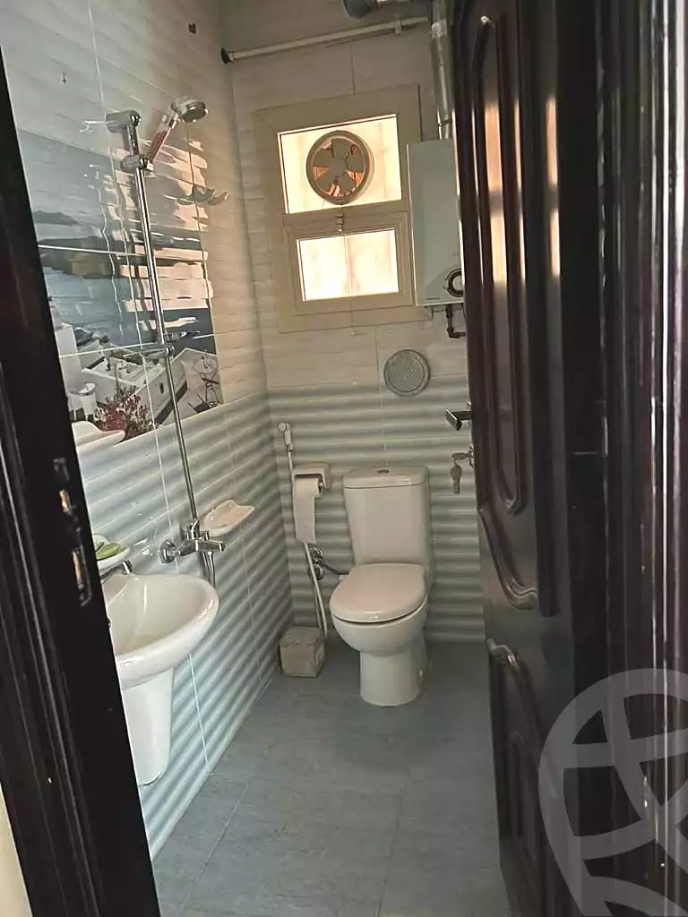 شقة بـ٣ غرف نوم في روضة الازهر، صورة ٤ من ٥