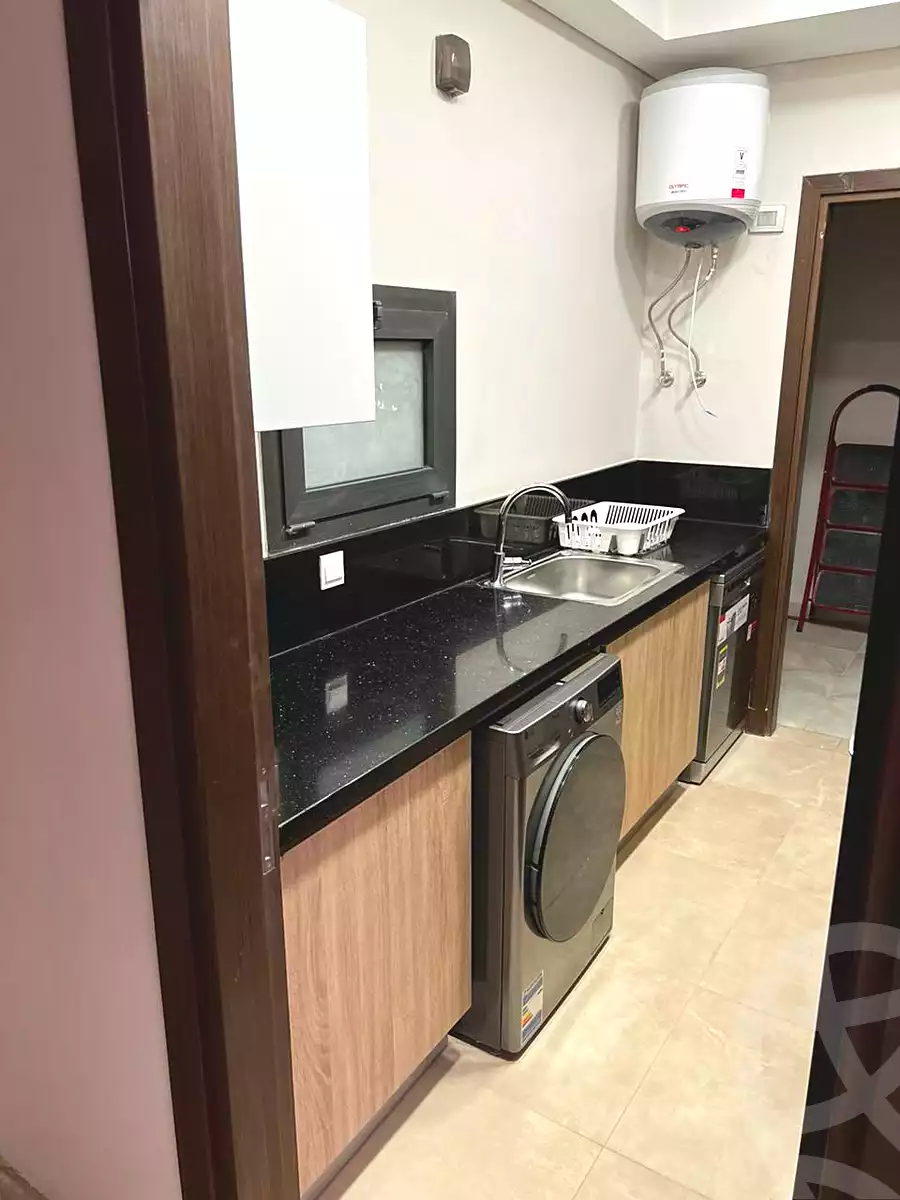 https://aqarmap.com.eg/ar/listing/6882030-for-rent-cairo-el-sheikh-zayed-city-compounds-zyd-wr-llttwyr-z-tower