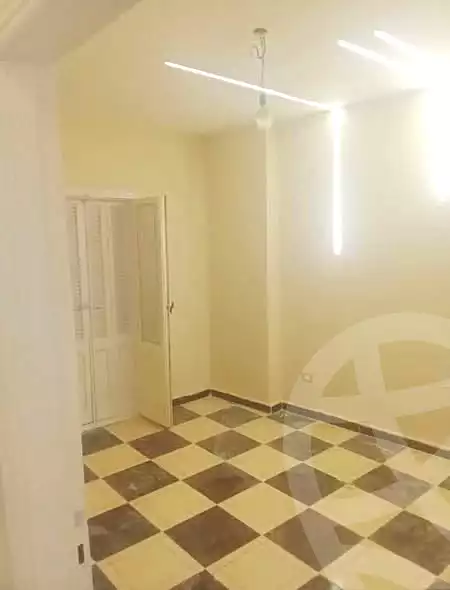https://aqarmap.com.eg/en/listing/6882108-for-sale-alexandria-al-agamy-el-hanouvel-abo-bakr-el-sedeek-st