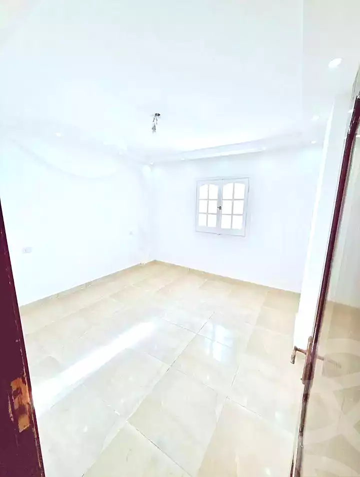 https://aqarmap.com.eg/ar/listing/6882328-for-sale-alexandria-sydy-bshr-sydy-bshr-bhry-gamal-abd-el-nasir-st