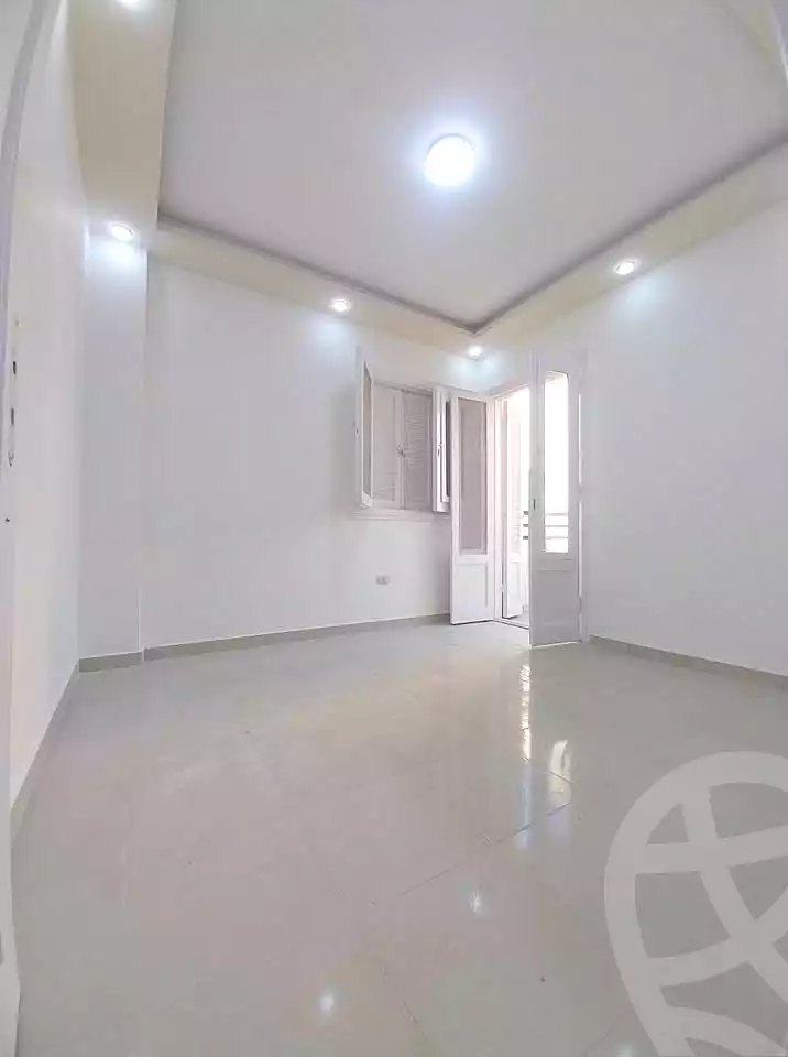 https://aqarmap.com.eg/en/listing/6882915-for-sale-alexandria-al-agamy-shataa-el-nakheel