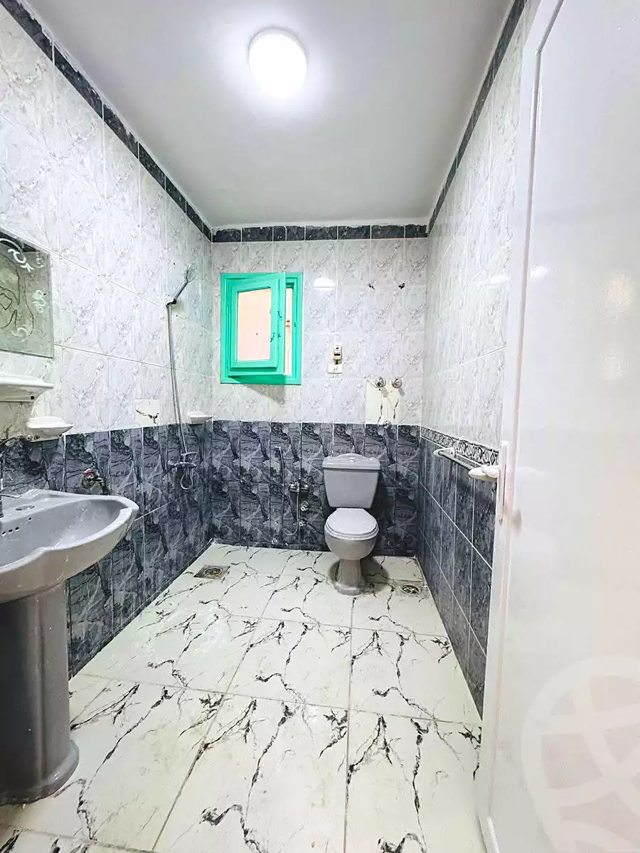 https://aqarmap.com.eg/en/listing/6882952-for-sale-alexandria-al-agamy-shataa-el-nakheel