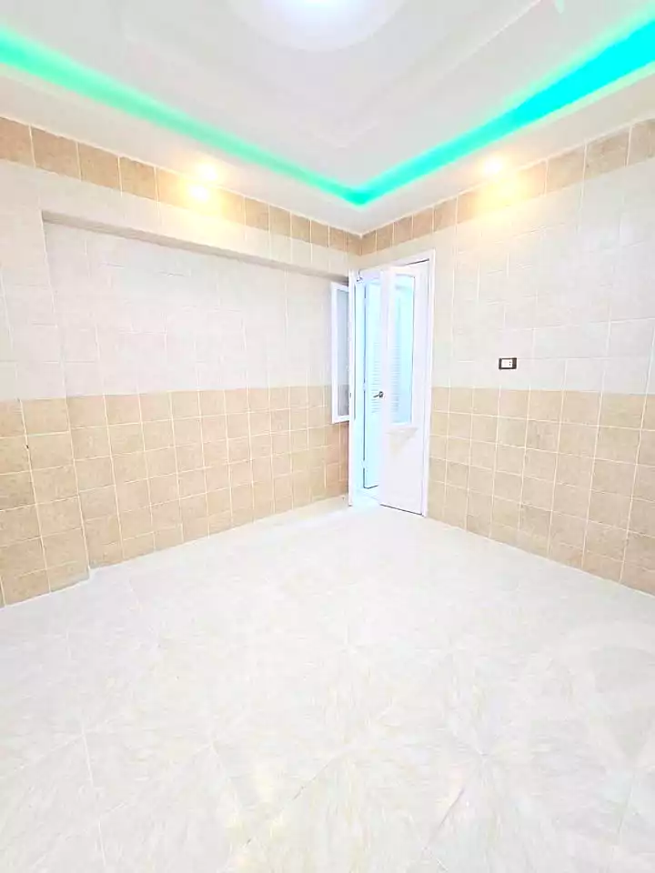 https://aqarmap.com.eg/en/listing/6883776-for-sale-alexandria-al-agamy-shataa-el-nakheel-street-10
